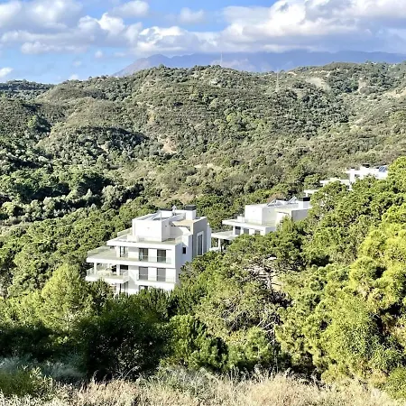 Apartment Deluxe Flat Surrounded By Nature
